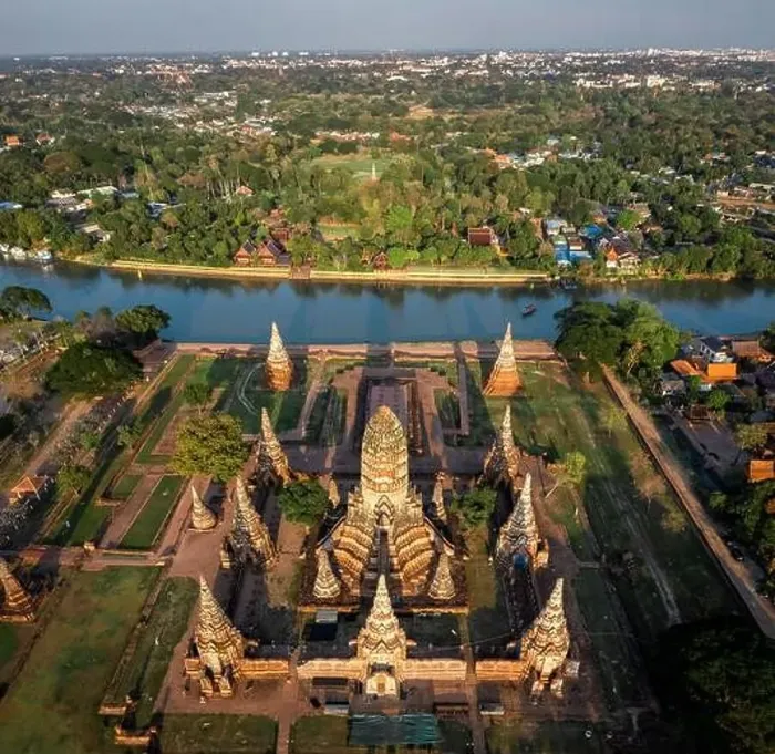 Framed Print : Aerial view of Wat Chaiwatthanaram ruin temple in Ayutthaya, Thailand Framed Print : Aerial view of Wat Chaiwatthanaram ruin temple in Ayutthaya, Thailand