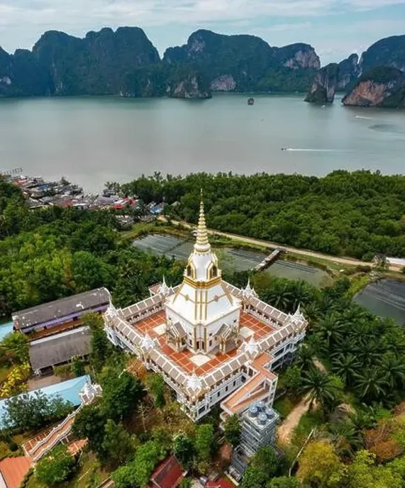 Framed Print : Aerial view of Wat Laem Sak temple in Krabi province, Thailand