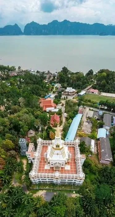 Framed Print : Aerial view of Wat Laem Sak temple in Krabi province, Thailand Framed Print : Aerial view of Wat Laem Sak temple in Krabi province, Thailand