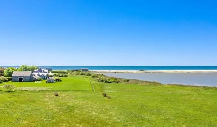 Framed Print : aerial viewof 88 Beach Lane, Wainscott, NY
