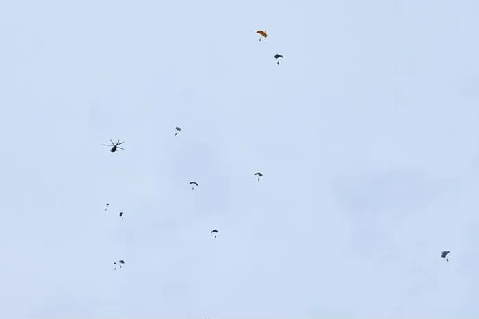 Framed Print : Airborne forces paratroopers soaring holding Flag of Russia and flags of military units, military exercise for celebration of Airborne Forces Day with Framed Print : Airborne forces paratroopers soaring holding Flag of Russia and flags of military units, military exercise for celebration of Airborne Forces Day with