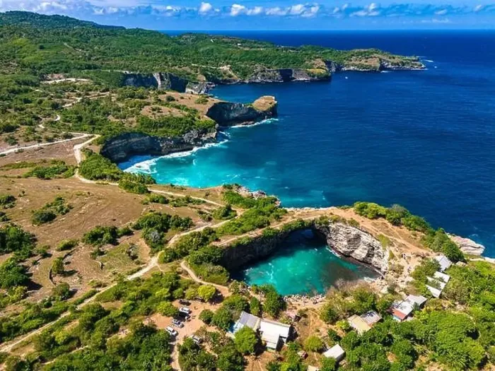 Framed Print : Airview of Broken Beach on Nusa Penida Island, Indonesia Framed Print : Airview of Broken Beach on Nusa Penida Island, Indonesia