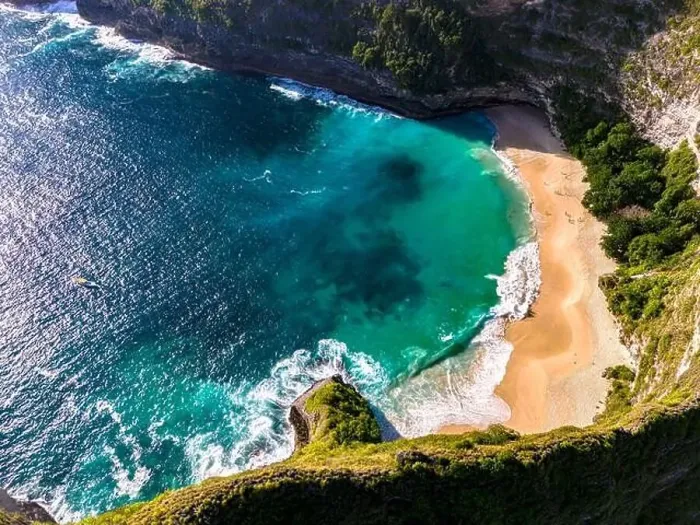 Framed Print : Airview of Kelingking Beach on Nusa Penida Island, Indonesia Framed Print : Airview of Kelingking Beach on Nusa Penida Island, Indonesia