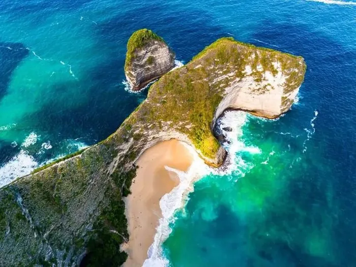 Framed Print : Airview of Kelingking Beach on Nusa Penida Island, Indonesia Framed Print : Airview of Kelingking Beach on Nusa Penida Island, Indonesia