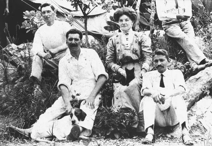 Framed Print : Albert H. West (top left), Hermann Kallenbach and Mahatma Gandhi at Tolstoy Farm, Transvaal, South Africa, 1910, old vintage 1900s picture Framed Print : Albert H. West (top left), Hermann Kallenbach and Mahatma Gandhi at Tolstoy Farm, Transvaal, South Africa, 1910, old vintage 1900s picture