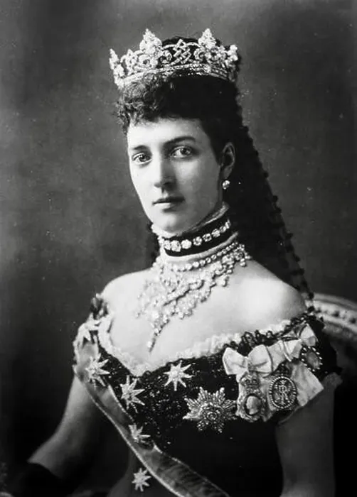 Framed Print : Alexandra of Denmark, Queen Consort to Edward VII of the United Kingdom, portrait photograph by Alexander Bassano 1881 Framed Print : Alexandra of Denmark, Queen Consort to Edward VII of the United Kingdom, portrait photograph by Alexander Bassano 1881