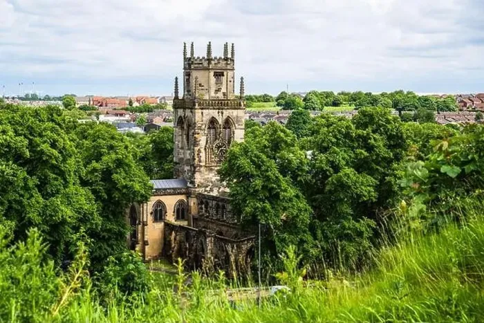 Framed Print : All Saints Church in Pontefract, West Yorkshire, England Framed Print : All Saints Church in Pontefract, West Yorkshire, England