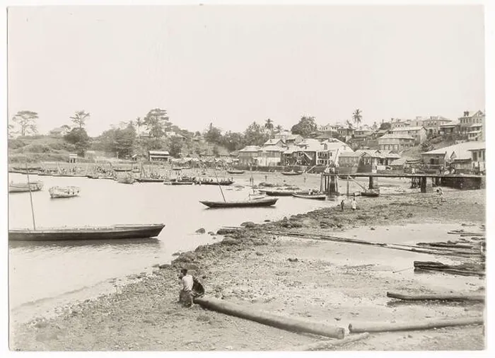 Framed Print : Alphonso Lisk-Carew studio: c.1910 West Africa Sierra Leone - Susan's Bay Freetown, boats Framed Print : Alphonso Lisk-Carew studio: c.1910 West Africa Sierra Leone - Susan's Bay Freetown, boats