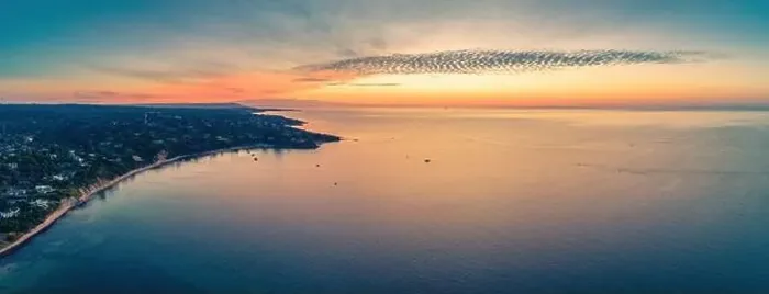 Framed Print : Amazing aerial panorama of sunset over ocean coastline in Australia Framed Print : Amazing aerial panorama of sunset over ocean coastline in Australia