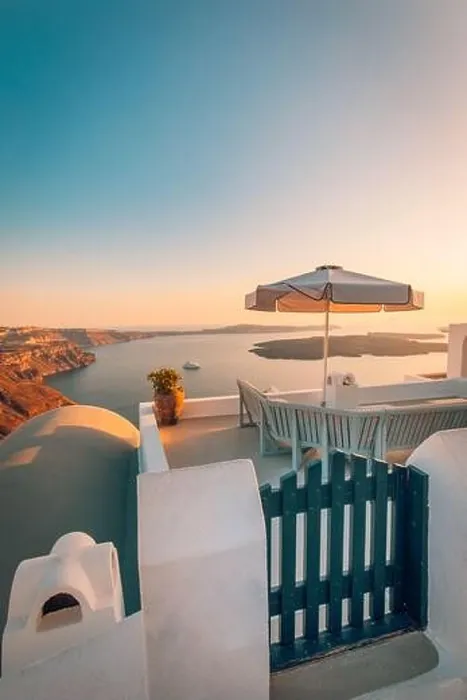 Framed Print : Amazing evening view over white architecture and romantic sunset light, Santorini, summer romance, honeymoon destination. Traveling concept, vacation Framed Print : Amazing evening view over white architecture and romantic sunset light, Santorini, summer romance, honeymoon destination. Traveling concept, vacation