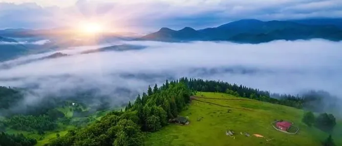 Framed Print : Amazing morning fog in the mountains Framed Print : Amazing morning fog in the mountains
