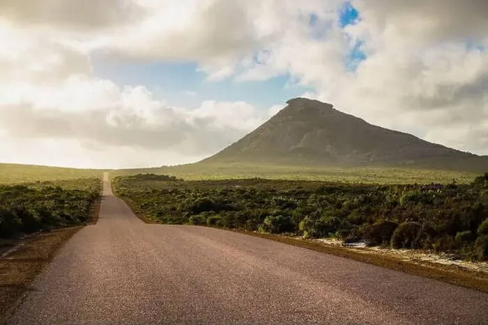 Framed Print : An amazing sunsent and road to Frenchmans peak in Cape Le Grand National Park, Esperance, Western Australia Framed Print : An amazing sunsent and road to Frenchmans peak in Cape Le Grand National Park, Esperance, Western Australia