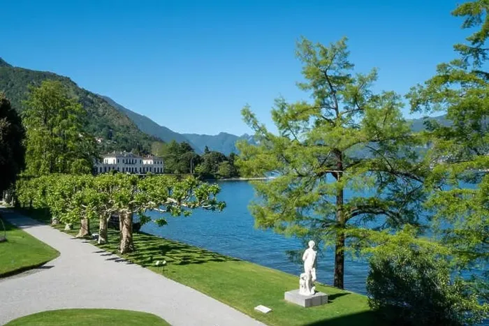 Framed Print : Amazing view of garden in Bellagio - Como lake in Italy Framed Print : Amazing view of garden in Bellagio - Como lake in Italy