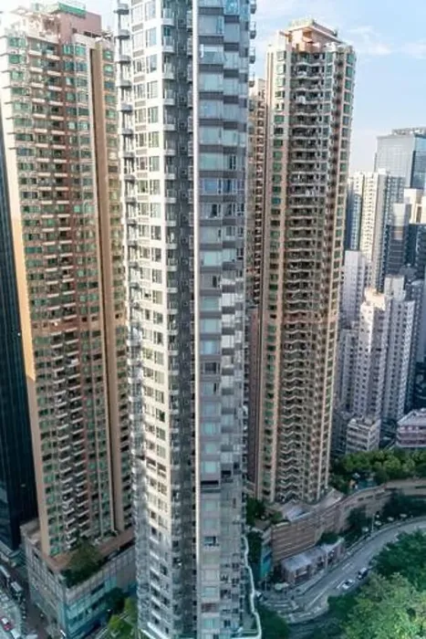 Framed Print : The amazing view of Hong-Kong cityscape full of skyscrapers from the rooftop
