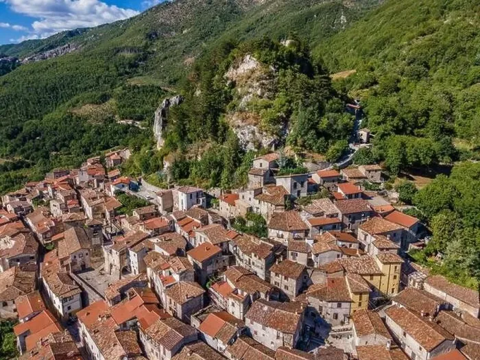 Framed Print : Ancient Italian medieval village perched on a mountain