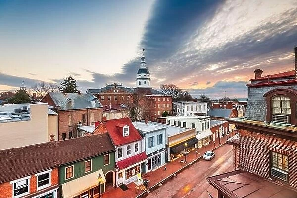 Annapolis, Maryland, USA downtown view over Main Street with the State House at dawn
