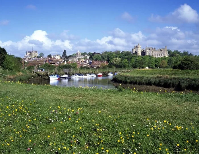 Framed Print : Arundel Castle and Cathedral view from the banks of the River Arun scanned from medium format slide Framed Print : Arundel Castle and Cathedral view from the banks of the River Arun scanned from medium format slide