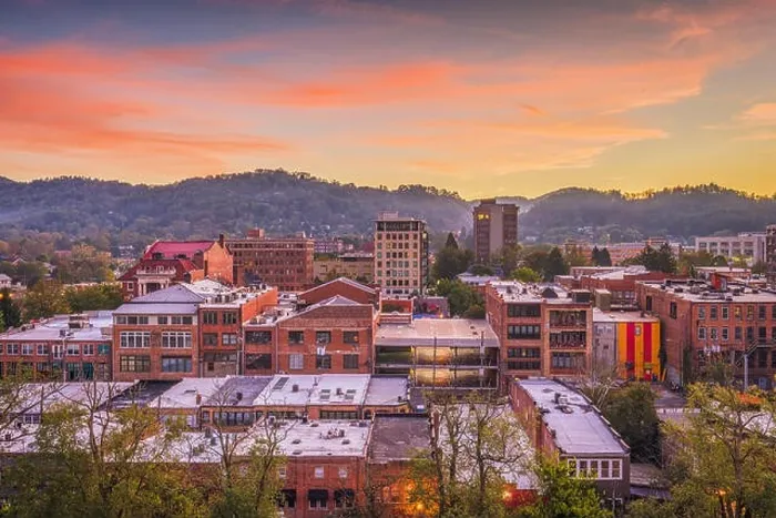 Framed Print : Asheville, North Caroilna, USA downtown skyline at dawn Framed Print : Asheville, North Caroilna, USA downtown skyline at dawn