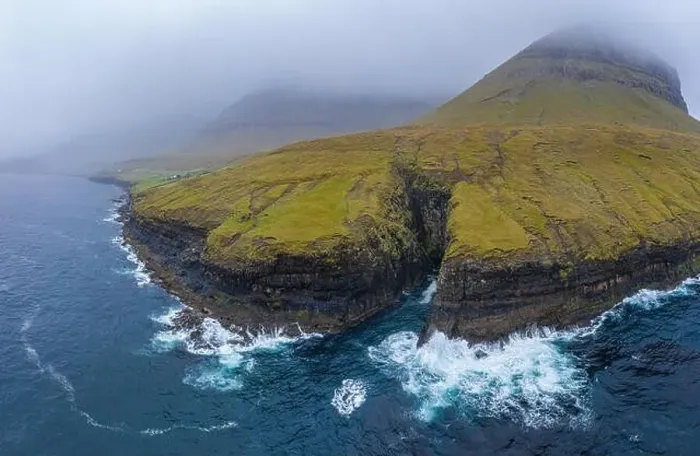 Framed Print : Atlantic ocean sea waves in Bordoy cliffs, Faroe Islands Framed Print : Atlantic ocean sea waves in Bordoy cliffs, Faroe Islands