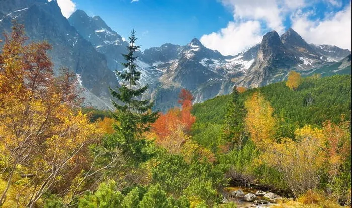 Framed Print : Autumn in Kiezmarska Valley, Tatra Mountains, Slovakia Framed Print : Autumn in Kiezmarska Valley, Tatra Mountains, Slovakia
