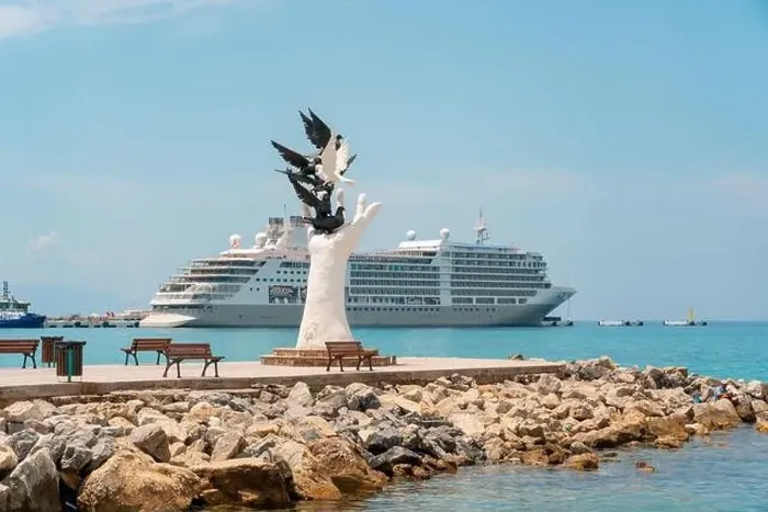 Framed Print : Aydin Kusadasi, Turkey - 4 July 2024: Hand of Peace Sculpture and cruise ship behind it in Kusadasi Aydin Framed Print : Aydin Kusadasi, Turkey - 4 July 2024: Hand of Peace Sculpture and cruise ship behind it in Kusadasi Aydin