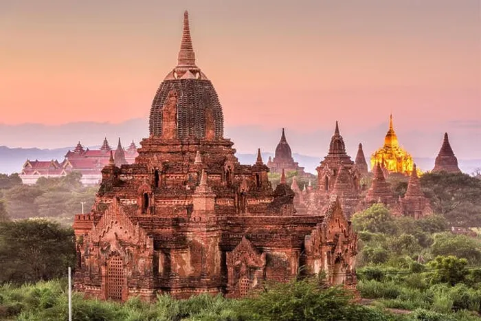 Framed Print : Bagan, Myanmar temples in the Archaeological Zone Framed Print : Bagan, Myanmar temples in the Archaeological Zone