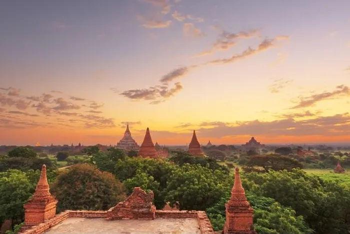 Framed Print : Bagan, Myanmar temples in the Archaeological Zone at dusk Framed Print : Bagan, Myanmar temples in the Archaeological Zone at dusk