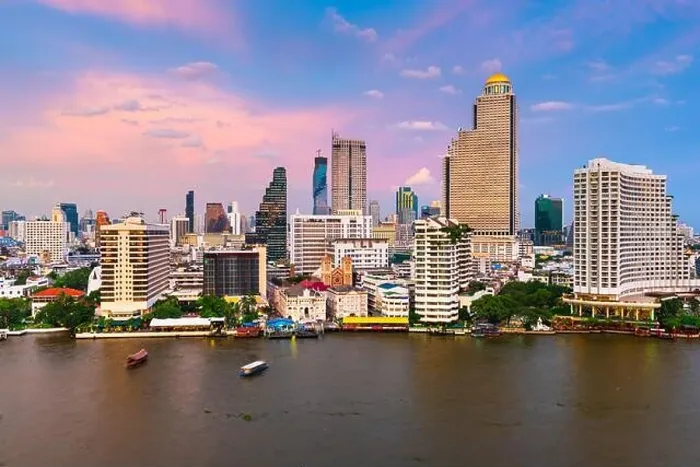 Framed Print : Bangkok, Thailand cityscape over the Chaophraya River at dusk Framed Print : Bangkok, Thailand cityscape over the Chaophraya River at dusk