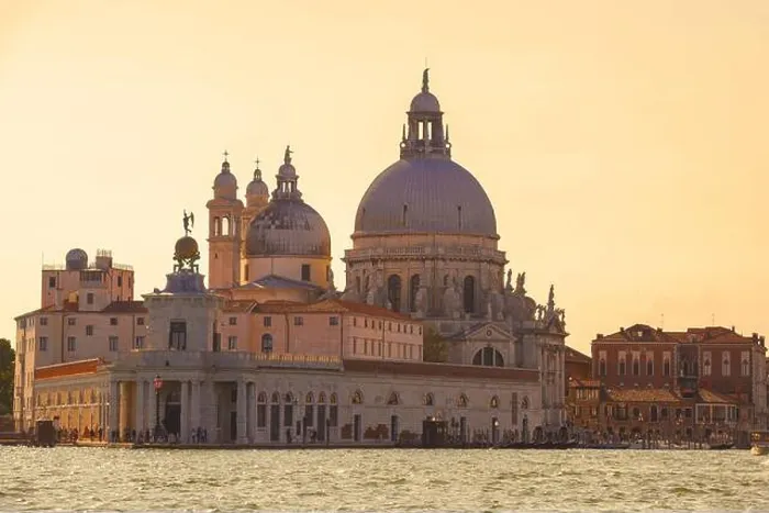 Framed Print : Basilica di Santa Maria della Salute Framed Print : Basilica di Santa Maria della Salute