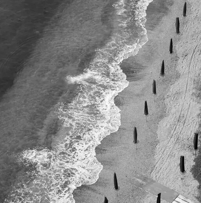 Framed Print : Beach umbrellas and small waves in Sorrento foreshore, Italy Framed Print : Beach umbrellas and small waves in Sorrento foreshore, Italy