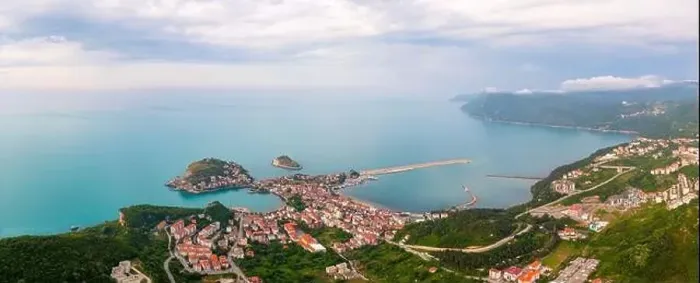 Framed Print : Beautiful cityscape on the mountains over Black-sea, Amasra. Amasra traditional Turkish architecture Framed Print : Beautiful cityscape on the mountains over Black-sea, Amasra. Amasra traditional Turkish architecture