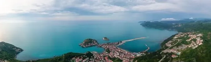 Framed Print : Beautiful cityscape on the mountains over Black-sea, Amasra. Amasra traditional Turkish architecture Framed Print : Beautiful cityscape on the mountains over Black-sea, Amasra. Amasra traditional Turkish architecture