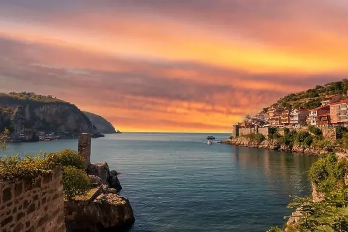 Framed Print : Beautiful cityscape on the mountains over Black-sea, Amasra. Amasra traditional Turkish architecture Framed Print : Beautiful cityscape on the mountains over Black-sea, Amasra. Amasra traditional Turkish architecture