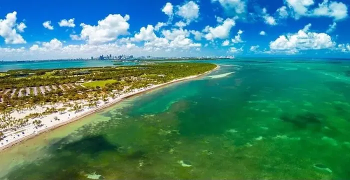 Framed Print : Beautiful Crandon Park beach in Key Biscayne in Miami, USA Framed Print : Beautiful Crandon Park beach in Key Biscayne in Miami, USA