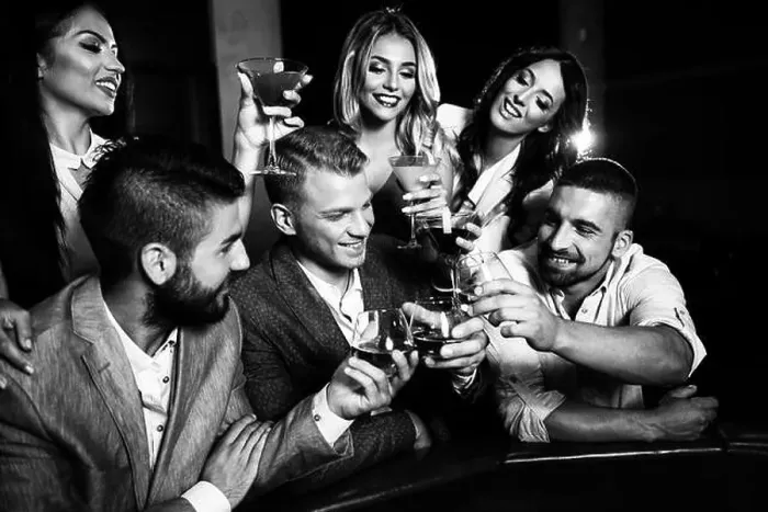 Framed Print : Beautiful and Well Dressed Couple Playing Roulette in the Casino and Drinking Alcohol to Celebrate Framed Print : Beautiful and Well Dressed Couple Playing Roulette in the Casino and Drinking Alcohol to Celebrate