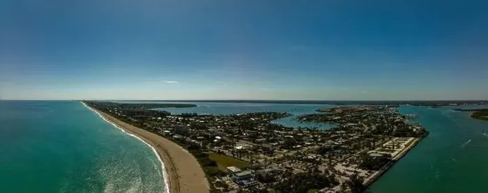 Framed Print : Beautiful landscape Fort Pierce Florida USA Framed Print : Beautiful landscape Fort Pierce Florida USA
