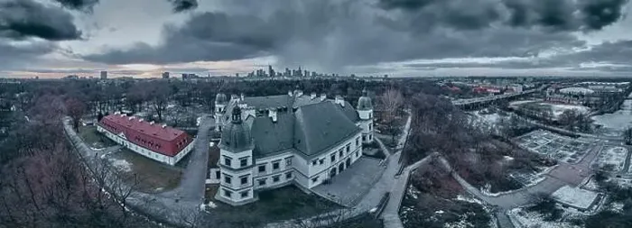 Framed Print : Beautiful panoramic aerial drone view on the Center of Contemporary Art in the Ujazdowski Castle against the Warsaw Framed Print : Beautiful panoramic aerial drone view on the Center of Contemporary Art in the Ujazdowski Castle against the Warsaw