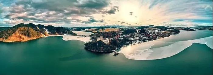 Framed Print : Beautiful panoramic aerial drone view to the Niedzica Castle also known as Dunajec Castle Framed Print : Beautiful panoramic aerial drone view to the Niedzica Castle also known as Dunajec Castle