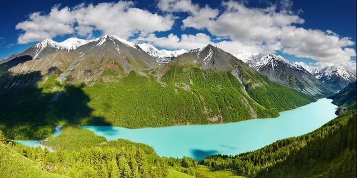 Framed Print : Beautiful turquoise lake Kucherlinskoe in Altai mountains Framed Print : Beautiful turquoise lake Kucherlinskoe in Altai mountains