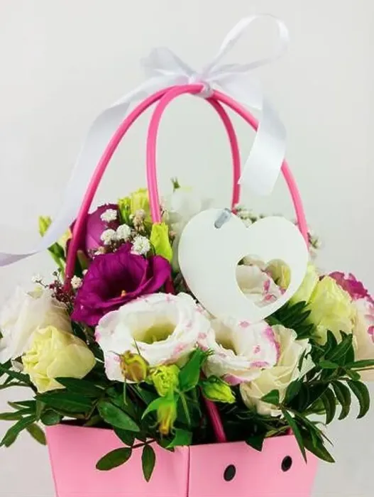 Framed Print : Beautiful white Eustoma Gypsophila flowers bouquet in pink pastel basket dark background. Floral gift blooming wallpaper Framed Print : Beautiful white Eustoma Gypsophila flowers bouquet in pink pastel basket dark background. Floral gift blooming wallpaper