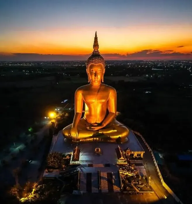 Framed Print : Big Buddha during sunset at Wat Muang in Ang Thong, Thailand Framed Print : Big Buddha during sunset at Wat Muang in Ang Thong, Thailand