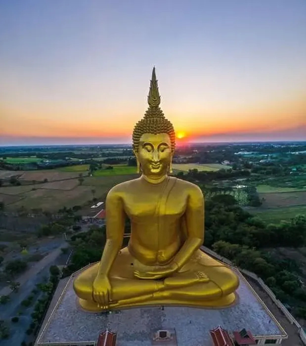 Framed Print : Big Buddha during sunset at Wat Muang in Ang Thong, Thailand Framed Print : Big Buddha during sunset at Wat Muang in Ang Thong, Thailand