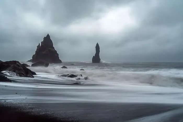 Framed Print : Black Sand Beach in Iceland. White waves crash onto the inky Icelandic shore Framed Print : Black Sand Beach in Iceland. White waves crash onto the inky Icelandic shore