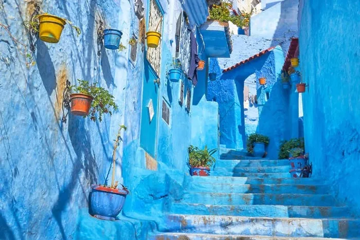 Framed Print : Blue painted walls in old Medina of Chefchaouen, Morocco, Africa