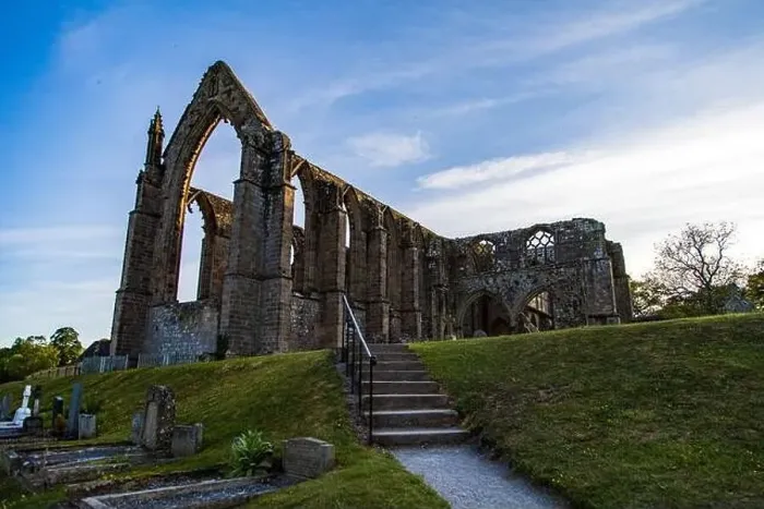 Framed Print : Bolton Abbey in Wharfedale, North Yorkshire Framed Print : Bolton Abbey in Wharfedale, North Yorkshire