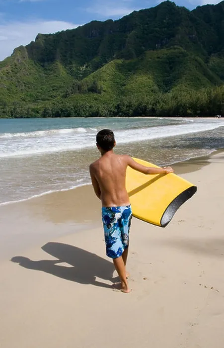 Framed Print : Boy with bodyboard and his shadow at Kahana Bay, Hawaii Framed Print : Boy with bodyboard and his shadow at Kahana Bay, Hawaii