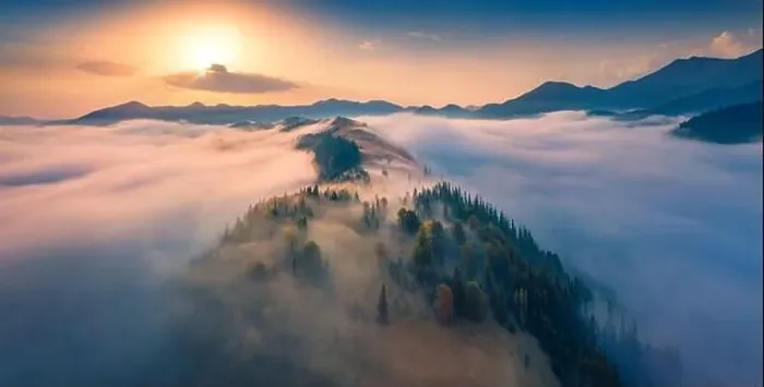 Framed Print : Breathtaking sunrise in Carpathian mountains Framed Print : Breathtaking sunrise in Carpathian mountains