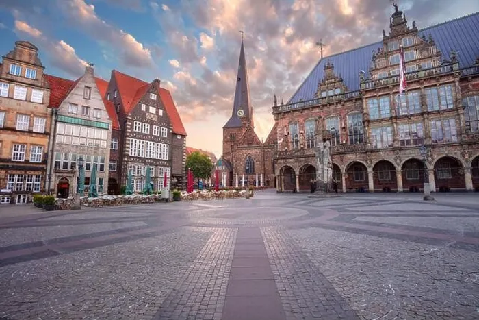 Framed Print : Bremen, Germany. Cityscape image of Hanseatic City of Bremen, Germany with historic Market Square and Town Hall at summer sunrise Framed Print : Bremen, Germany. Cityscape image of Hanseatic City of Bremen, Germany with historic Market Square and Town Hall at summer sunrise