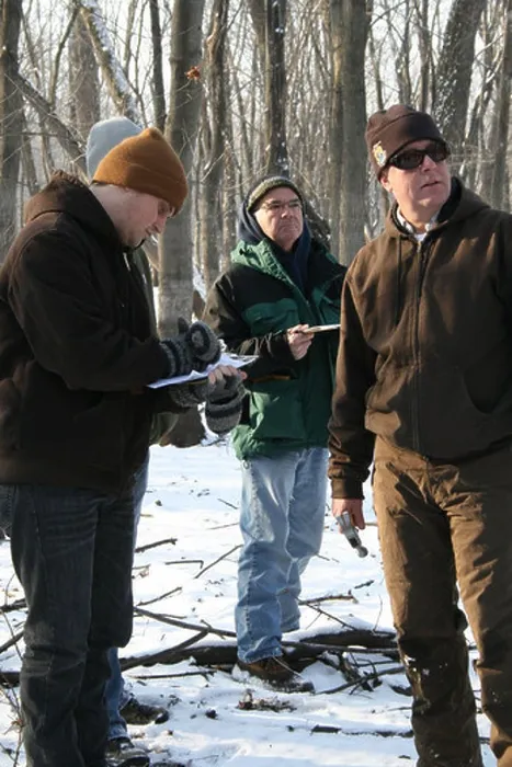 Framed Print : Brian Pember works with volunteers at the Mississippi River National Wildlife Refuge to support bird conservation Framed Print : Brian Pember works with volunteers at the Mississippi River National Wildlife Refuge to support bird conservation