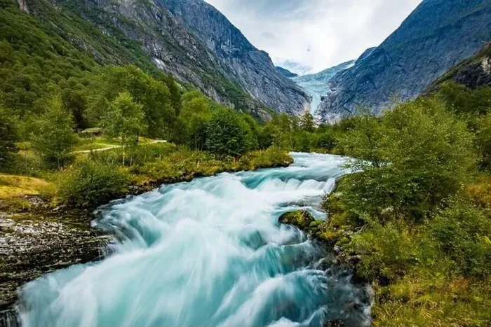 Framed Print : Briksdalsbreen is a glacier arm of Jostedalsbreen, and a lake, Briksdalsbre, Norway Framed Print : Briksdalsbreen is a glacier arm of Jostedalsbreen, and a lake, Briksdalsbre, Norway